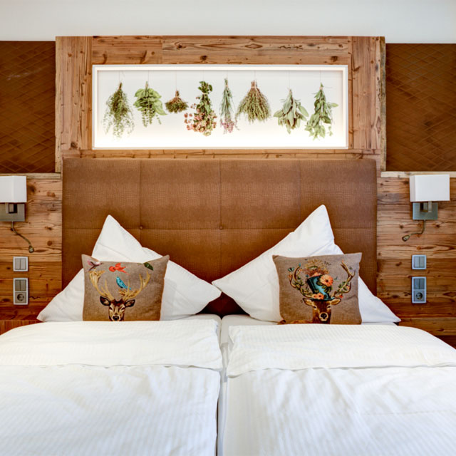 Hotel Augustin Zimmer & Angebote Button